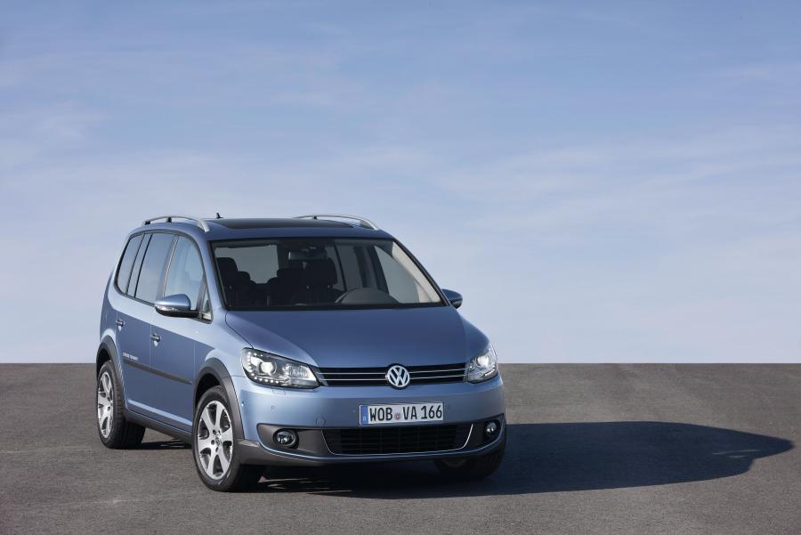  Volkswagen CrossTouran 2010 года  (фото 21 из 26)